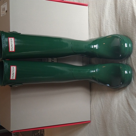 HUNTER ORIGINAL TALL GLOSS RAIN BOOTS Size 8 - Picture 12 of 15